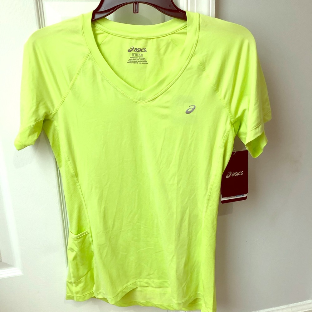 🆕 Asics running short sleeve top size small